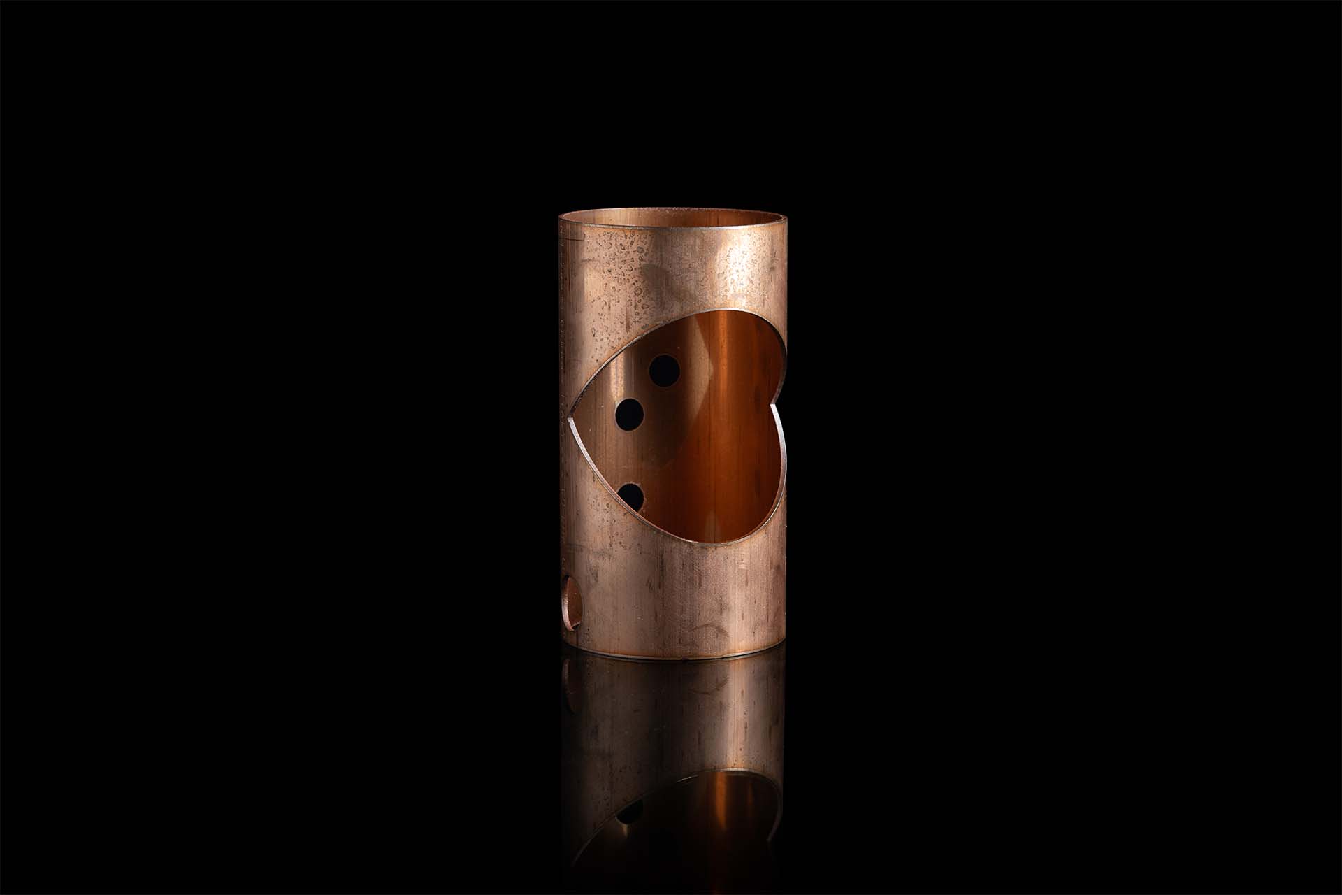 sample-copper-cut-tubes-black-background